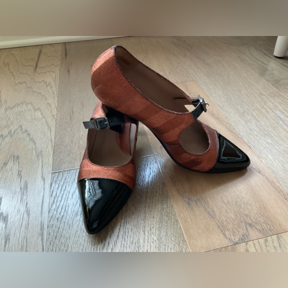 Fluevog Poser family, Shiloh in Copper Size 8